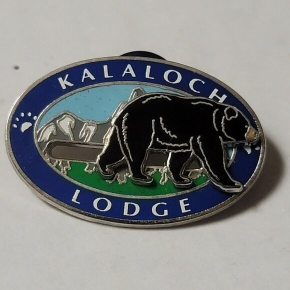KALALOCH LODGE ALASKA TRAVEL PIN Bear moves p09 - Picture 2 of 4